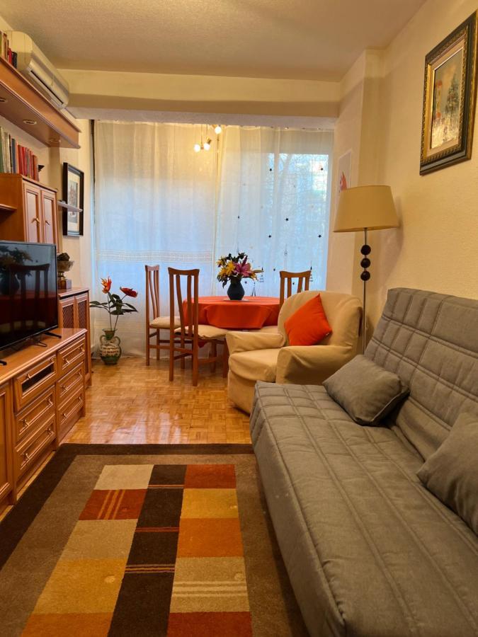 Apartmán Aparment Legazpi Madrid Exteriér fotografie