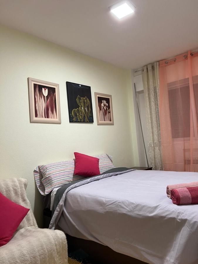 Apartmán Aparment Legazpi Madrid Exteriér fotografie